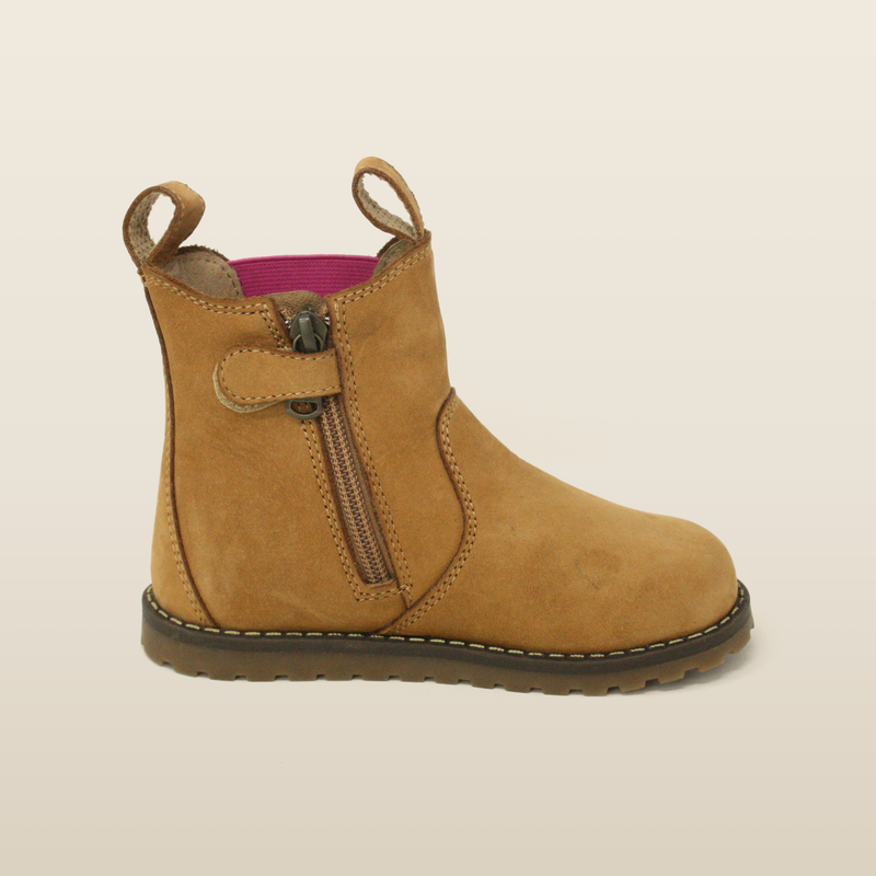 Camel winter Chelsea boot, inner side showing the zipper